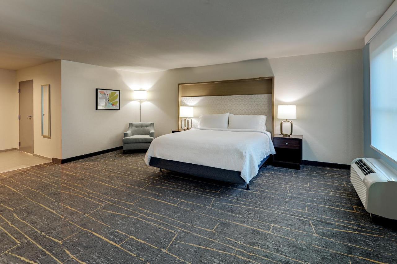 Holiday Inn Mobile Airport By Ihg Exterior foto